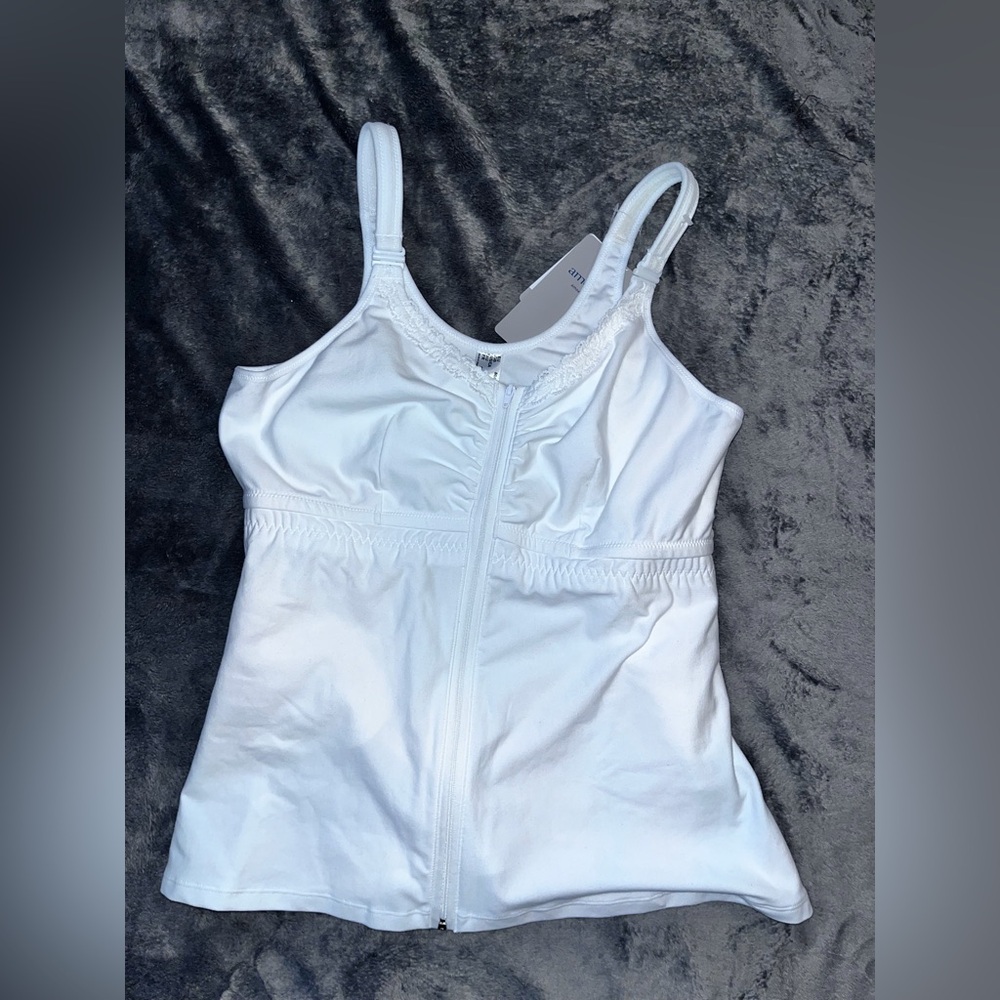 NWT Amoena Hannah 2860 white cami post surgical garment Medium
